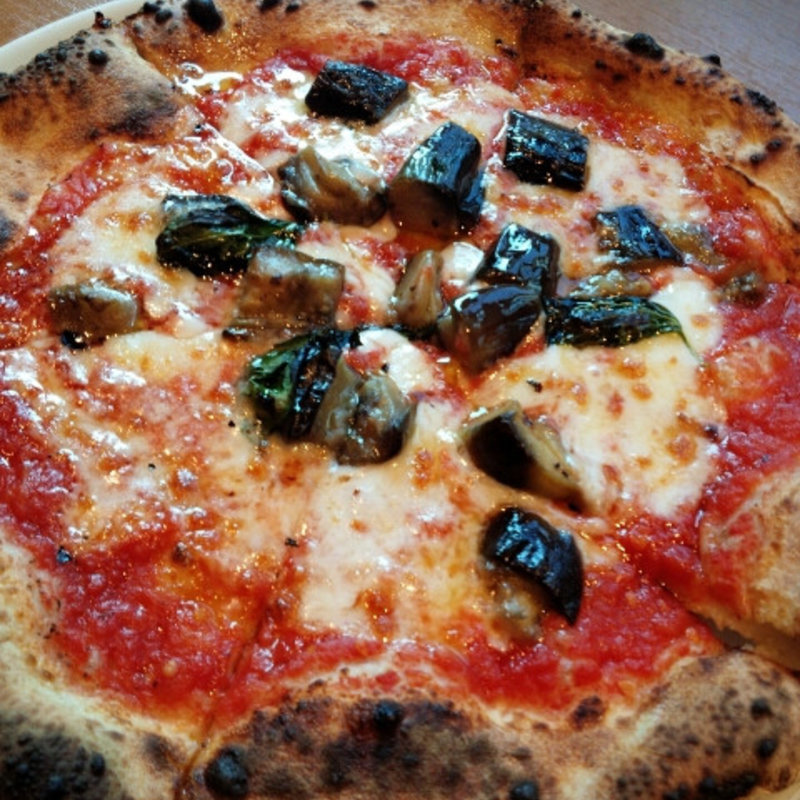 ナスのマルゲリータ(ピッツェリア エ トラットリア ダ・ボッチャーノ 東京駅KITTE)