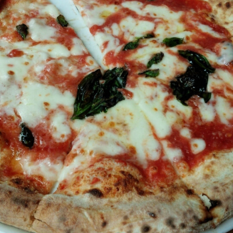 マルゲリータ(ピッツェリア エ トラットリア ダ・ボッチャーノ 東京駅KITTE)