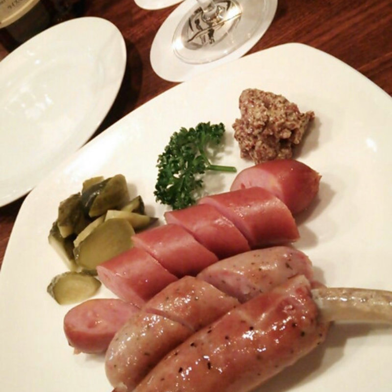 今日のソーセージ盛り合わせ(ダイニングバー零)