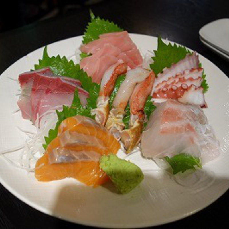 刺身6点盛(ダイニングgen)