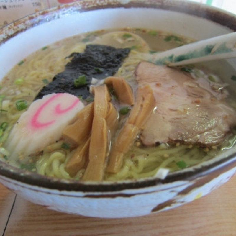 塩ラーメン(たから亭)
