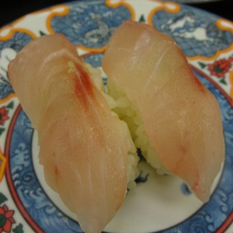 めじな(たくみ 戸塚店 （【旧店名】 昭和匠寿司）)