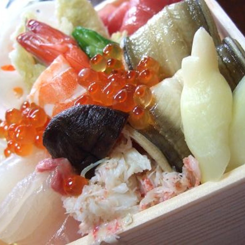 ちらし寿司(たつみ寿司岩田屋本館店)