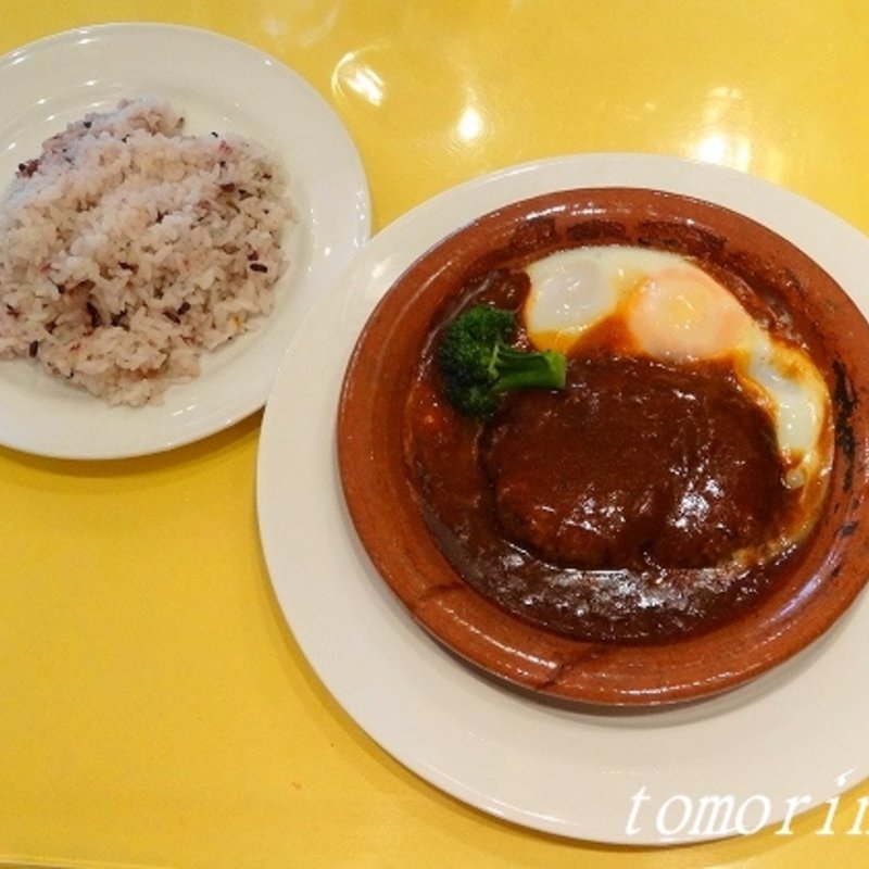 土鍋ハンバーグ(タパタパス ハマボールイアス店 （TAPA TAPAS）)