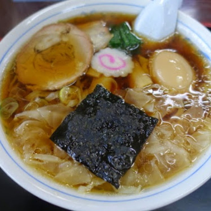 スモークサーモンとホウレンソウのクリームパスタ(44APARTMENT ダブルフォーアパートメント 町田)