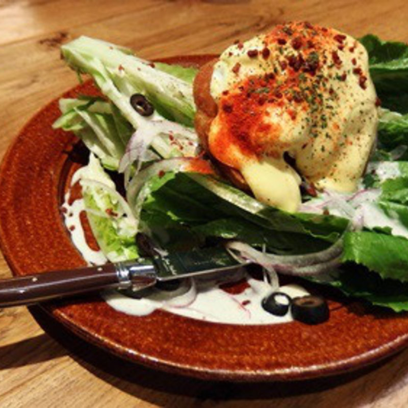 エッグベネシーザーサラダ(タワーダイニング 恵比寿店 （TOWER DINING）)