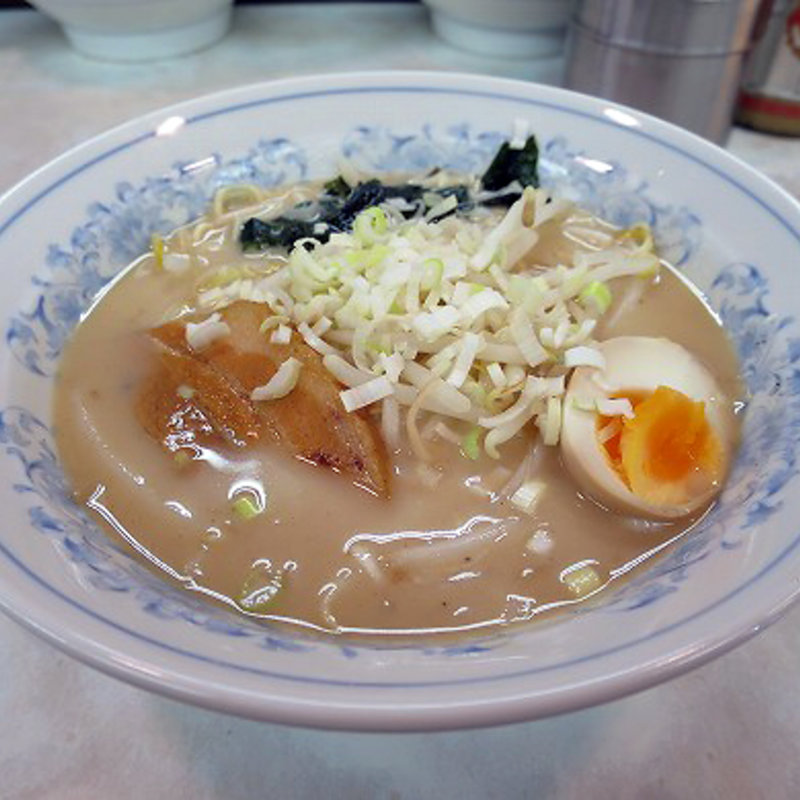 とんこつらーめん(たんぽぽ)