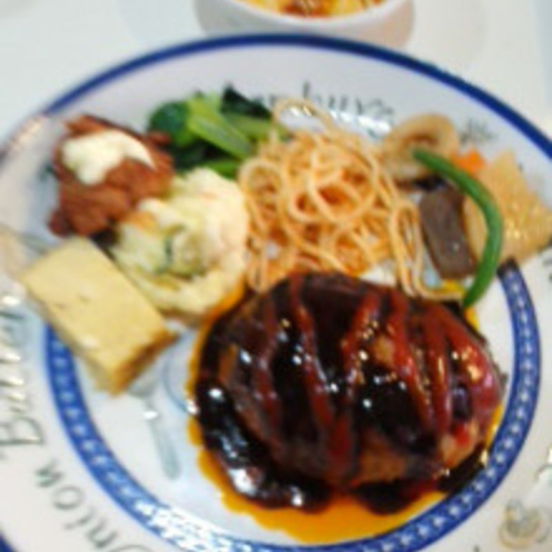 ハンバーグ定食(ダンラン亭)