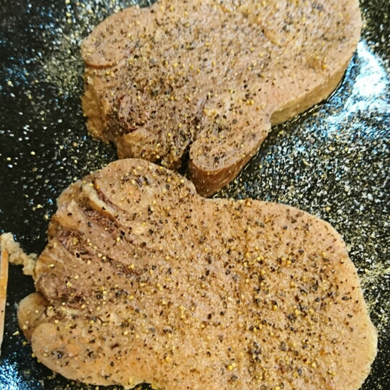 茹でタン(たん焼BAN)