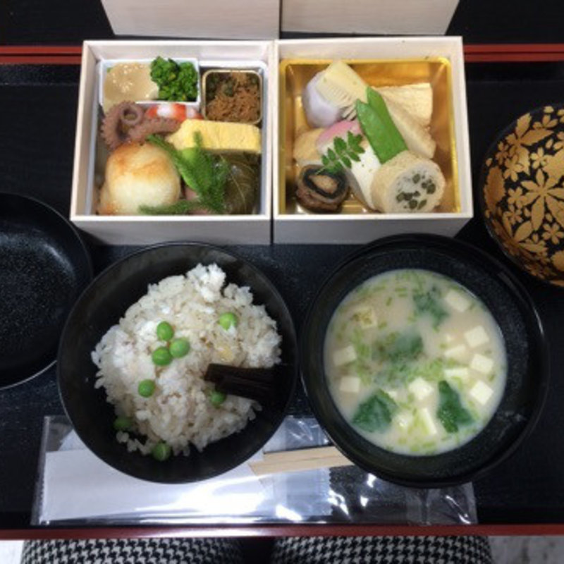 花雅弁当(たん熊)