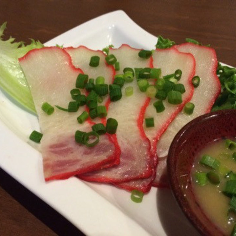 くじらのベーコン(炭焼炉端ちくぜん)