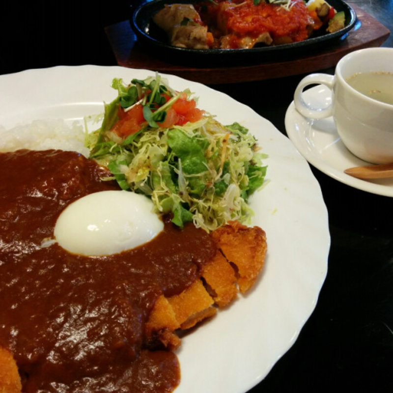 カツカレーset (チャチャハウス カモン （chachaHouse CAMON）)