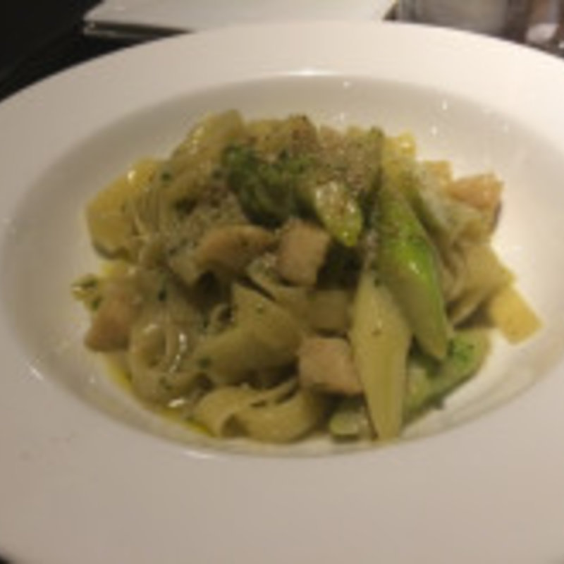 貝柱とアスパラのクリームパスタ(Tucusi (ツクシ))