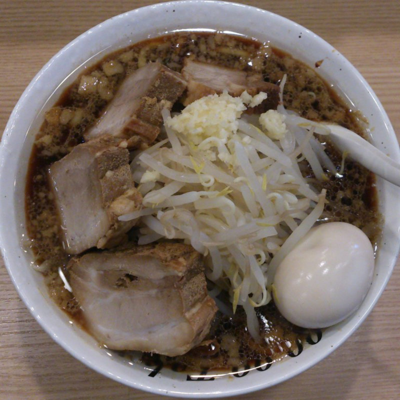 BLACK二郎+肉増し+味玉　(つけめん舎 一輝 Anjo)