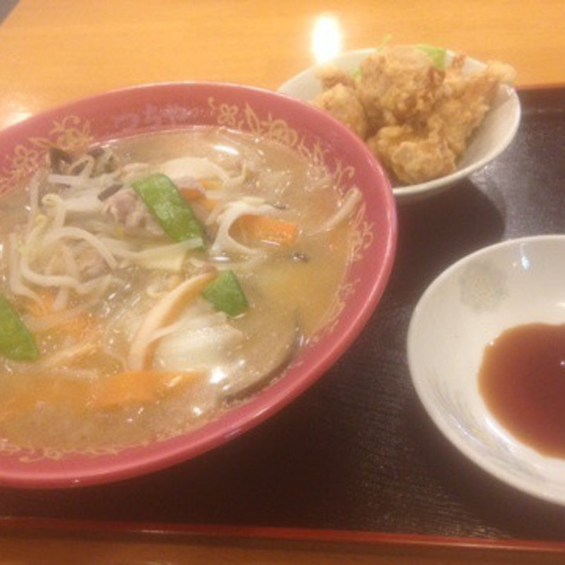 ちゃんぽん麺と唐揚げ（ラーメンパスポートメニュー）(つちや食堂 )