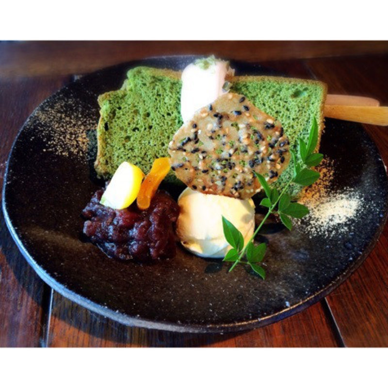 抹茶のシフォンケーキセット(つろぎ )