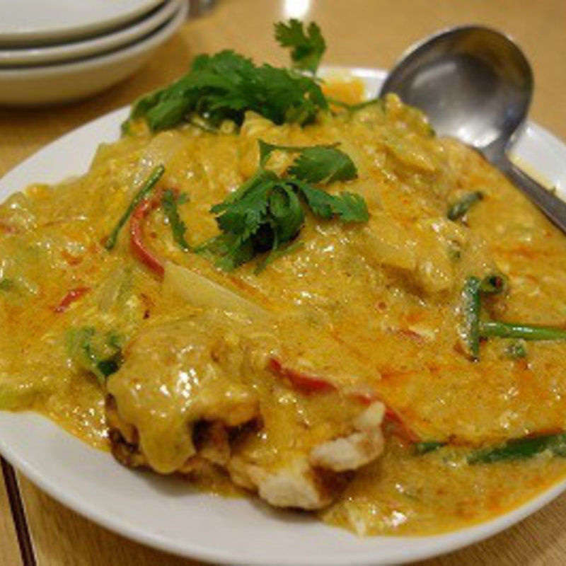 ソフトシェルのプー・パッポンカリー(ティーヌン 川崎ダイス店)