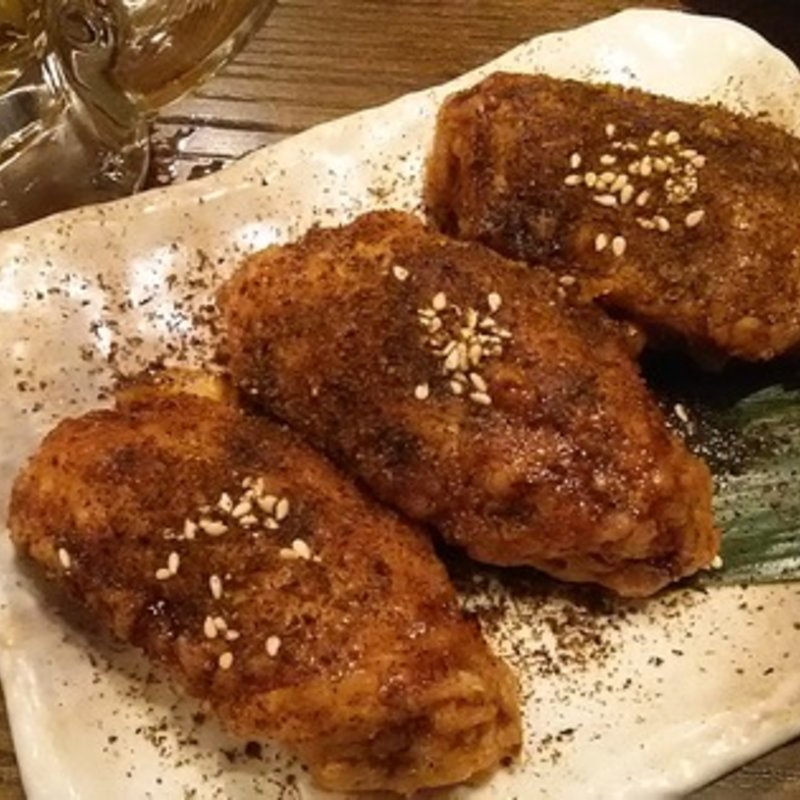 手羽先揚げ 黒(てけてけ)