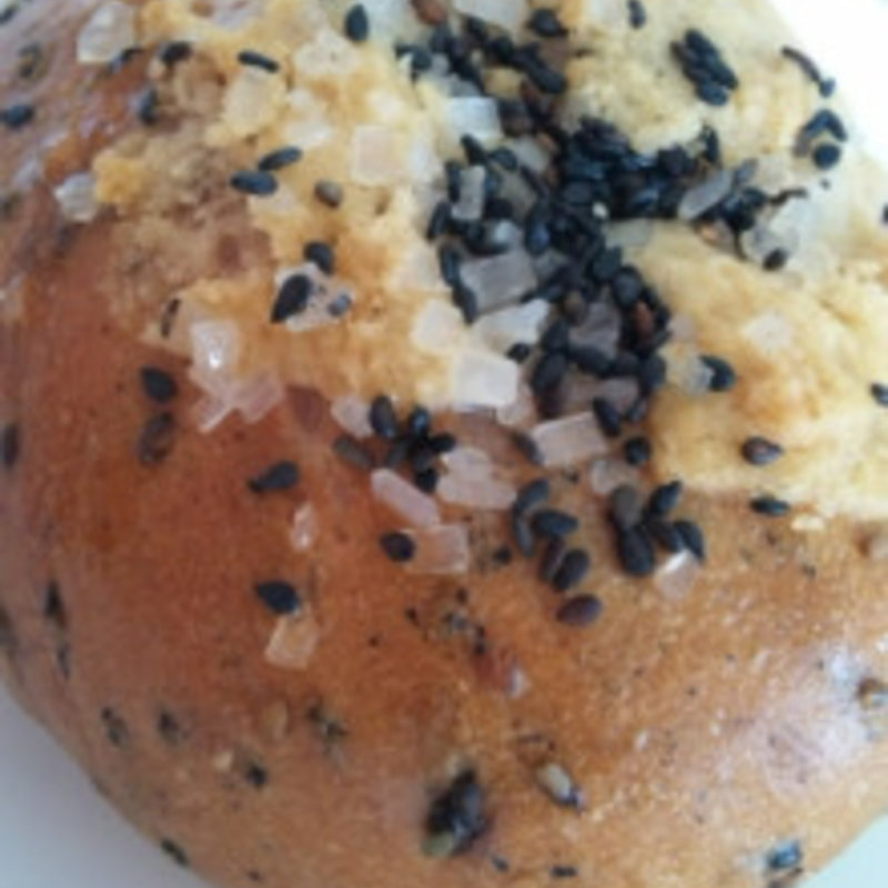 むぎゅ　紅いもごまあんクリーム(テコナベーグルワークス)