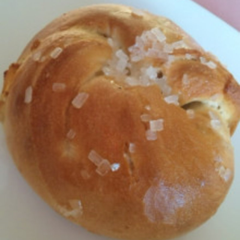 むぎゅレモンピールクリームチーズ(テコナベーグルワークス)