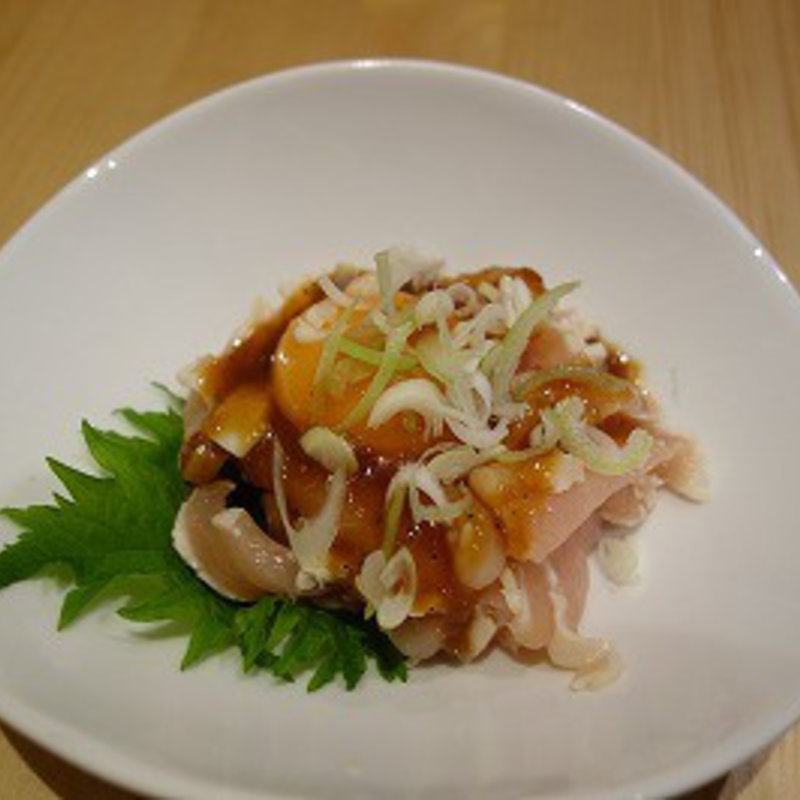 鶏ユッケ(居酒屋 焼き鳥 てっつん)