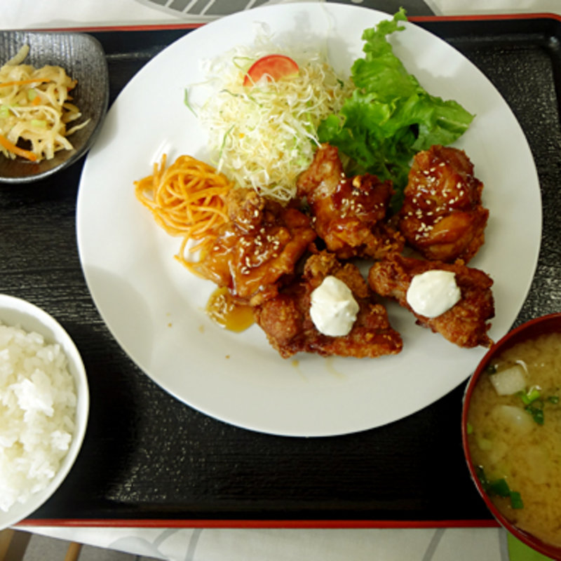 日替わり唐揚げ定食(てるてるぼうず )