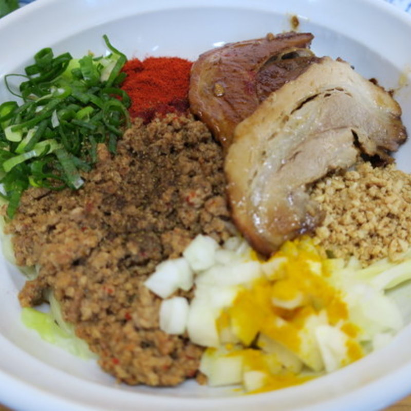 特製カレー汁なし担々麺小(自家製麺てんか)