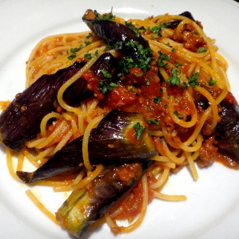ナスと辛口ミートソースのスパゲティ(ド・マーレ湘南 川崎店 )