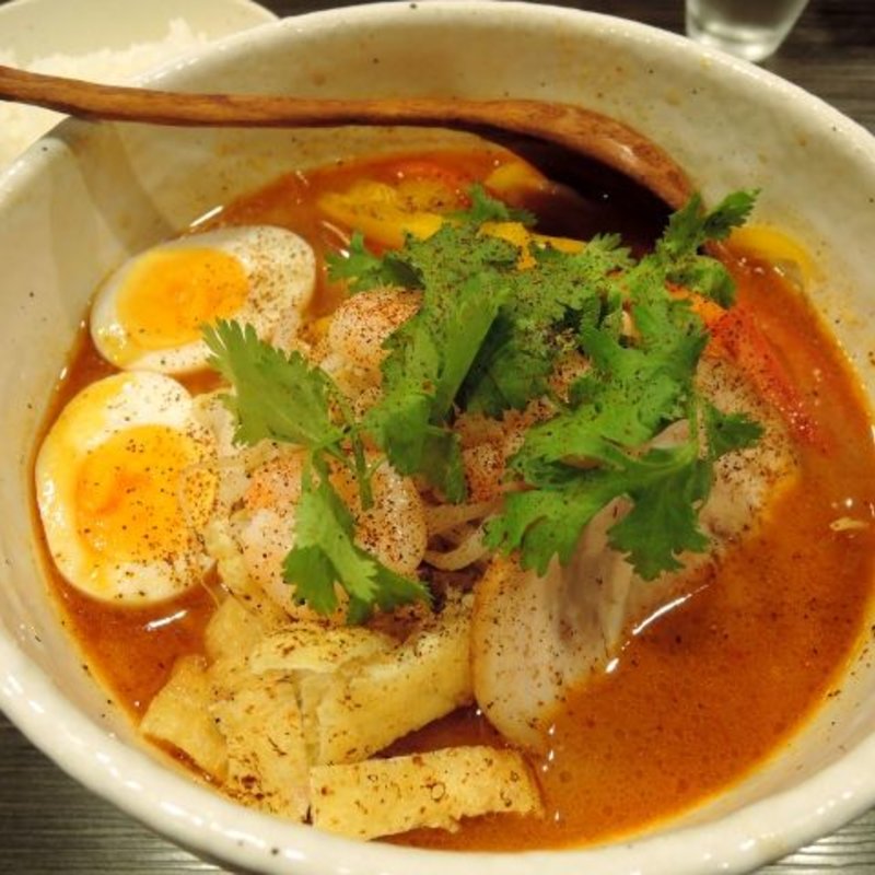 濃厚ココナッツ辛みそらーめん(ど・みそ 町田店)