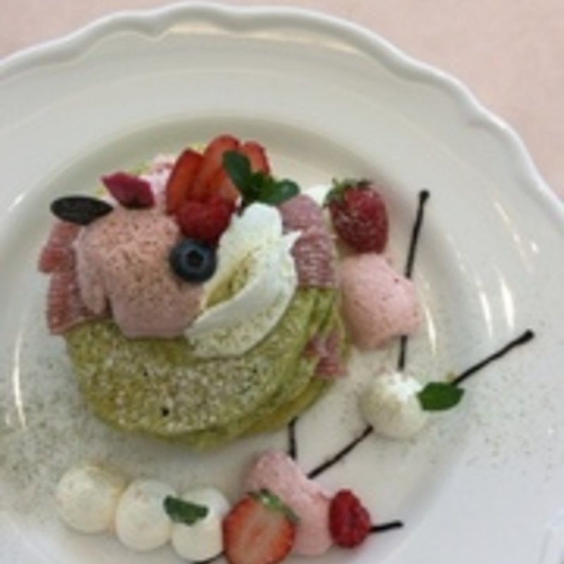 桜風味の抹茶パンケーキ(Deux Anges)