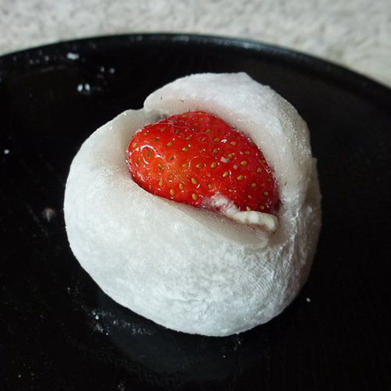 いちごクリーム大福(とかち製菓 )