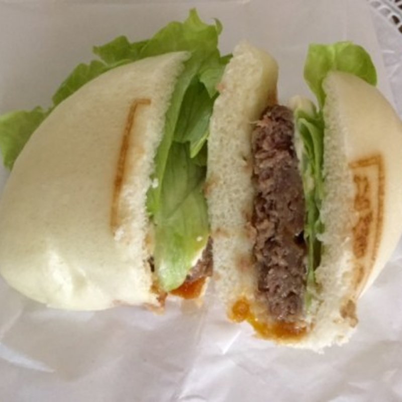 白バーガーバーベキューソース味(とぎやバーガー )