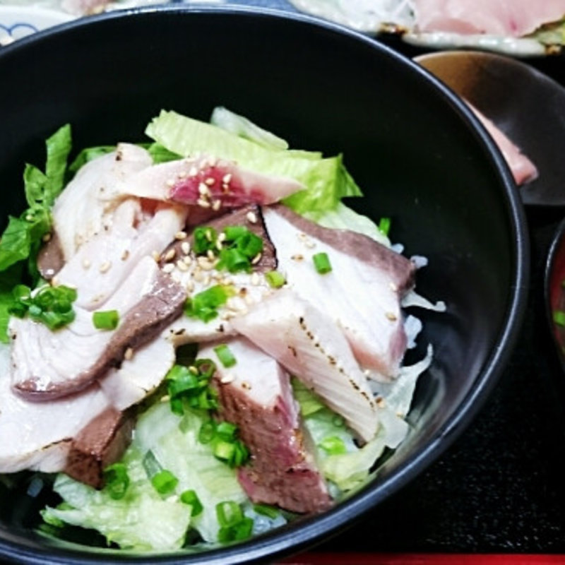 炙りブリ丼定食(とじま亭 )