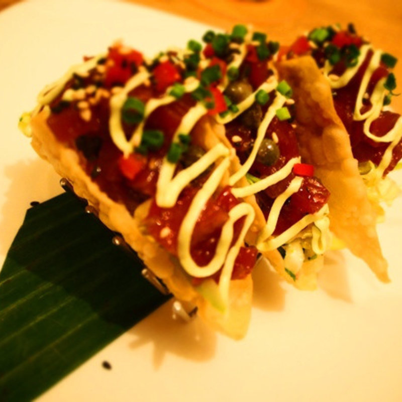 アヒマグロのタコス(トミーバハマ　銀座店)