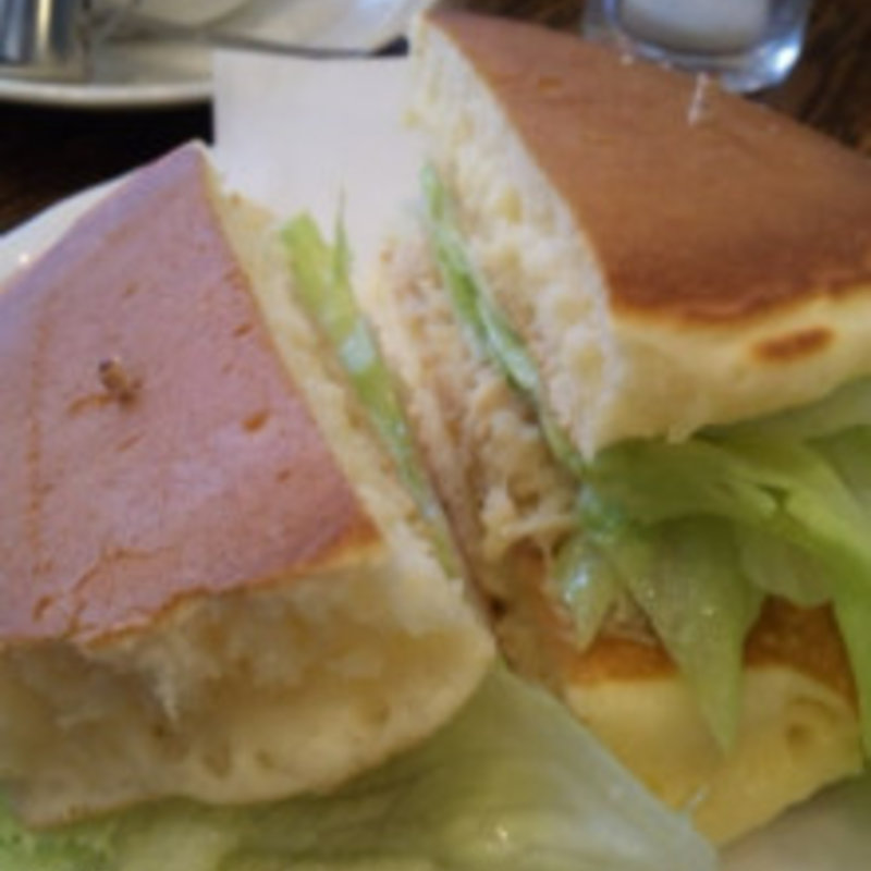 チキンバーグ(珈琲専門店 トミィ)