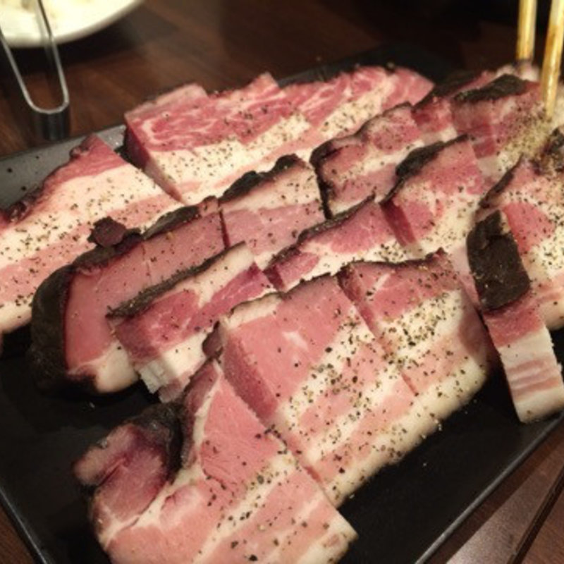 農家のベーコン(ホルモン焼肉ドラゴンソウル)
