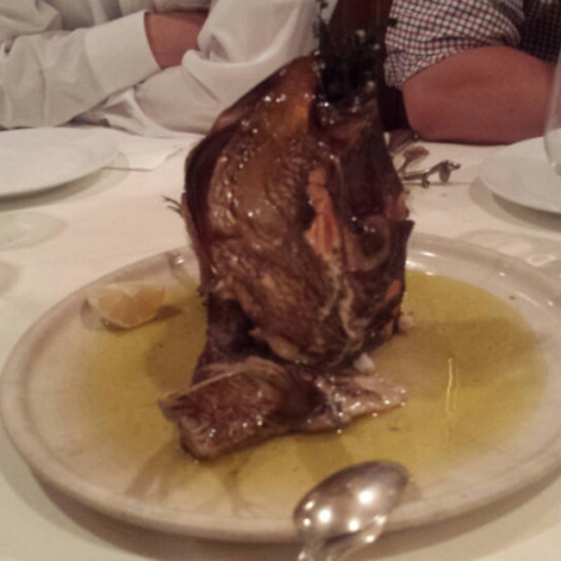 鯛の兜焼き(トラットリア・バッフォ)