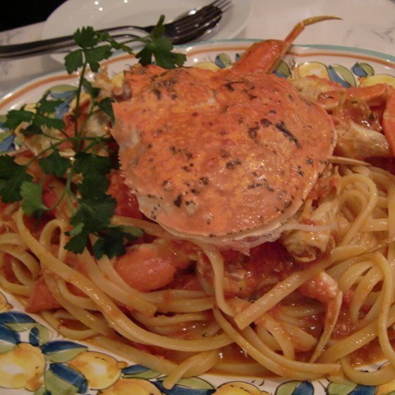 本日の貝類とチェリートマトソースのリングイネ(トラットリア 築地 パラディーゾ！)