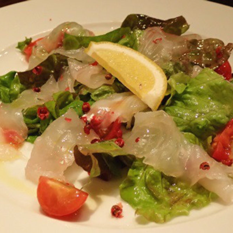 タイのカルパッチョ(トラットリアドーニ 渋谷)