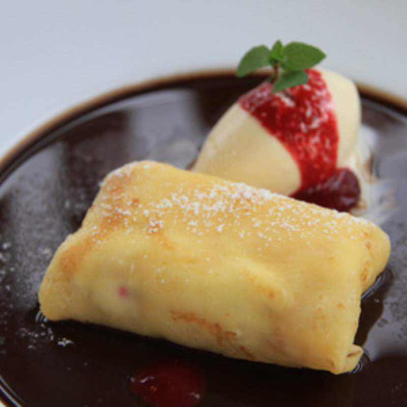 バナナのクレープとジェラート(トラットリアリパージオ （trattoria LIPAGIO）)