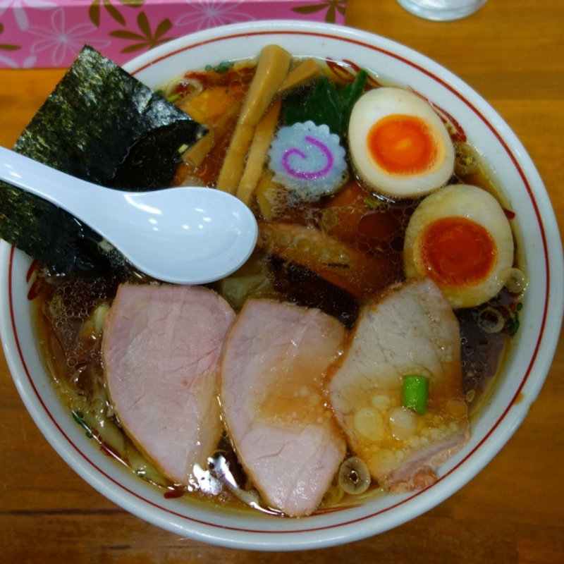 焼豚ワンタン麺味玉入り(とら食堂 松戸分店 )