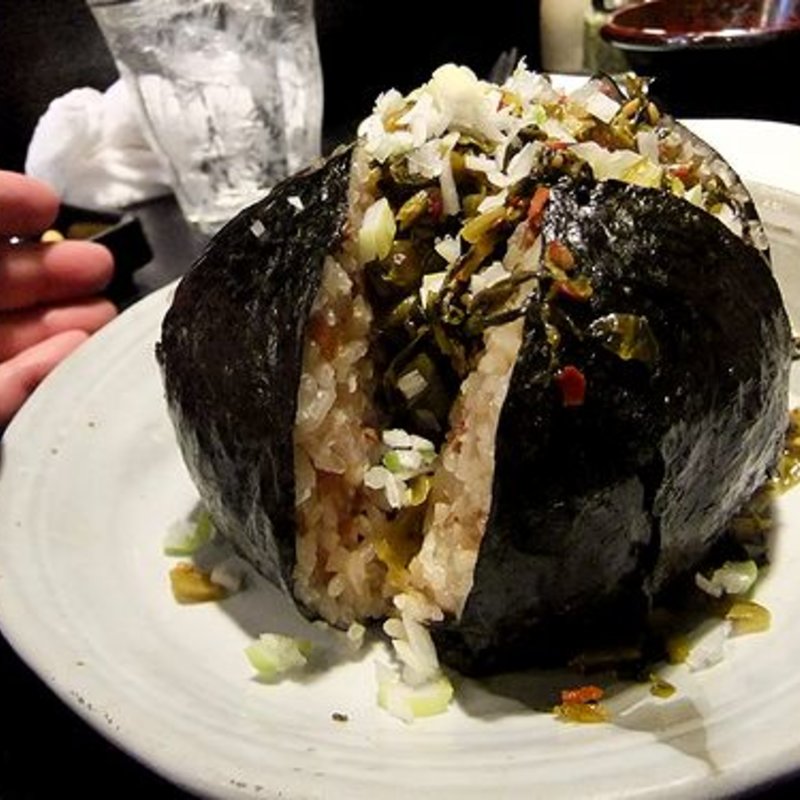 地鶏飯のビックおにぎり(とりあん)