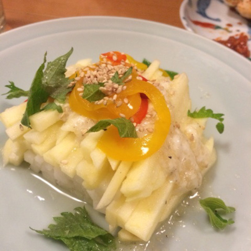 リンゴと大根のサラダ(とり正 （とりまさ）)