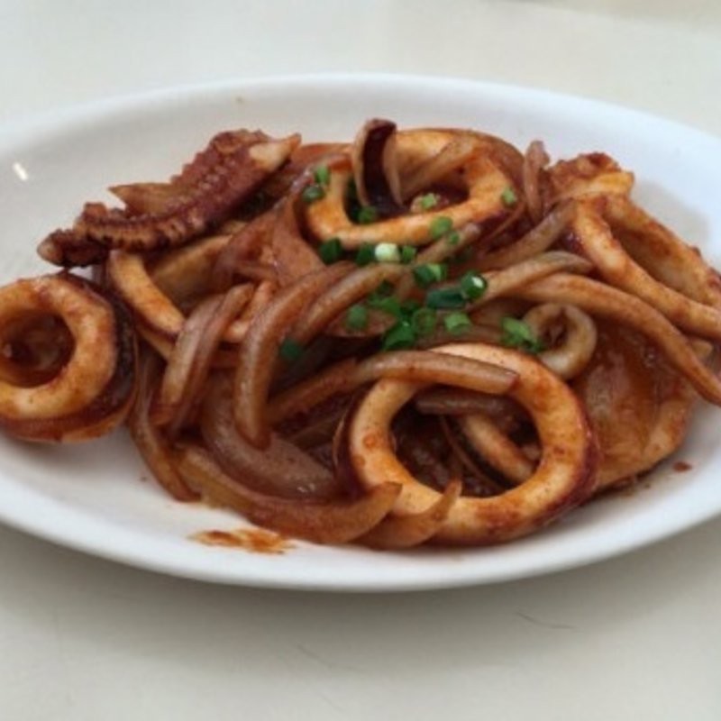 イカのピリ辛炒め(浅草 ホッピー通り 居酒屋どん)