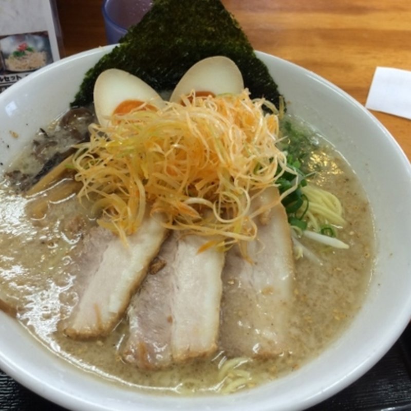 特製とんこつ(とんりゅう)