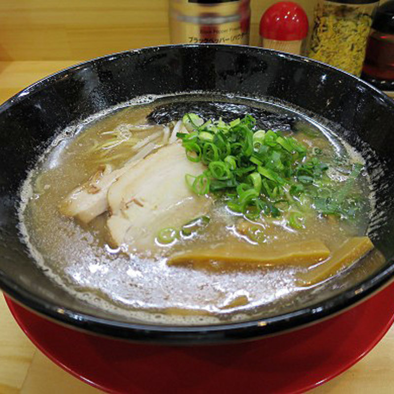 コクうま醤油豚骨(とんりゅうラーメン 長居店 )