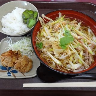 ラーメン定食(どん八食堂 東扇島店)
