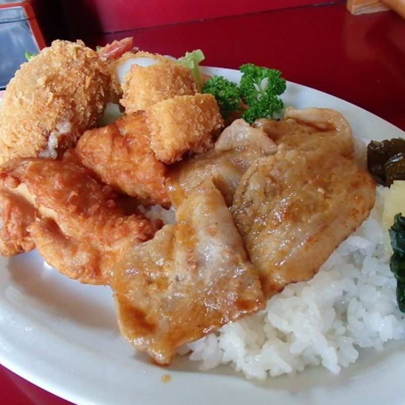 トン子定食(トン子 )