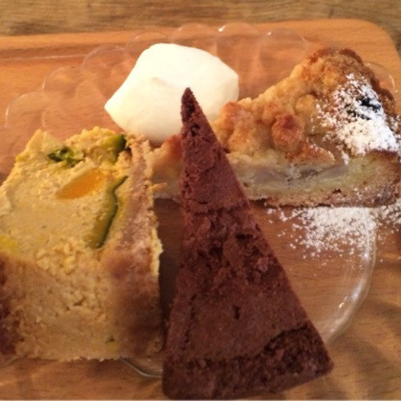 よくばりケーキセット(カフェ・ロッタ （Cafe Lotta）)