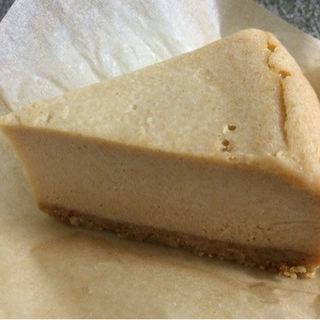 きな粉とホワイトチョコのチーズケーキ(カフェ・ロッタ)
